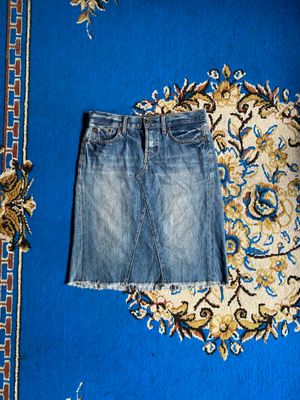 GAP 1969 Raw Hem Fly Buttons Denim Skirt