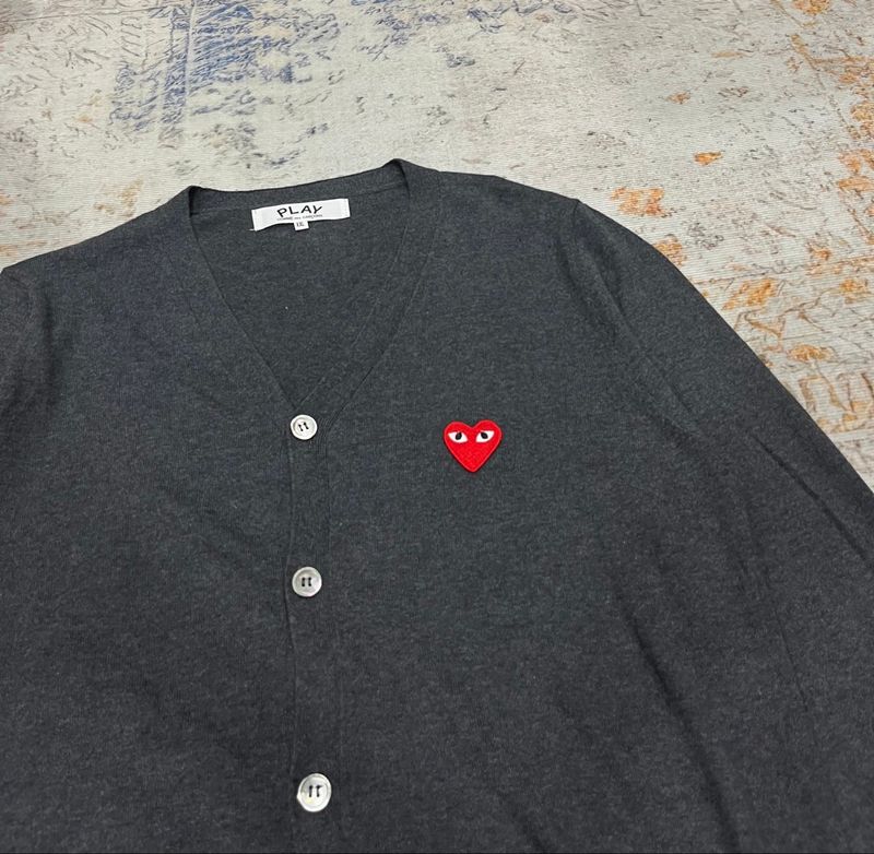 Play Comme Des Garcons Cardigan, foto 2