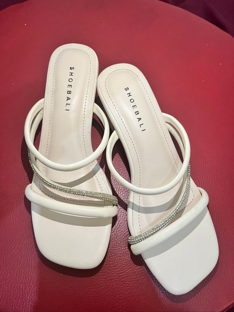 Heels shoebali warna cream, foto 4