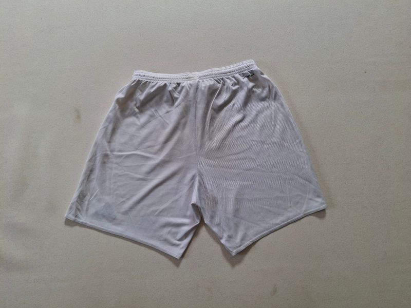 CELANA PENDEK ADIDAS PUTIH ORIGINAL 100%, foto 2