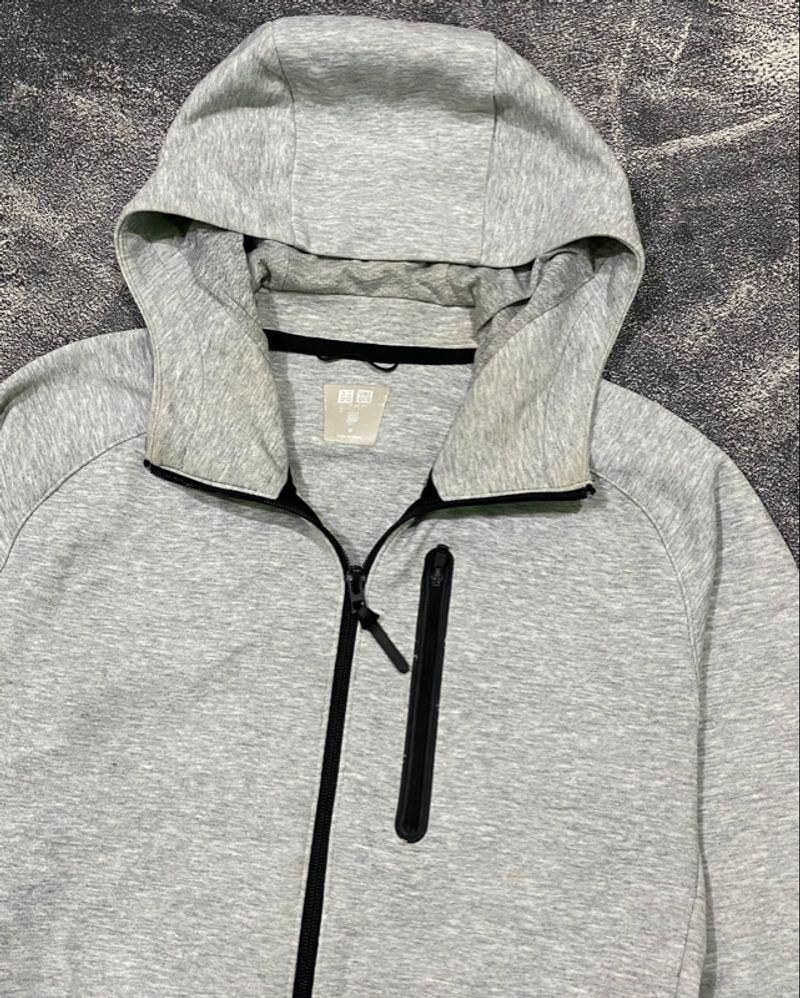 Uniqlo dry tech grey Ziphoodie, foto 5