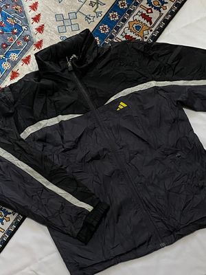 Adidas Gorpcore Puffer jacket Pria black