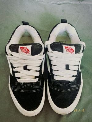 ADIDAS KNU SKOOL