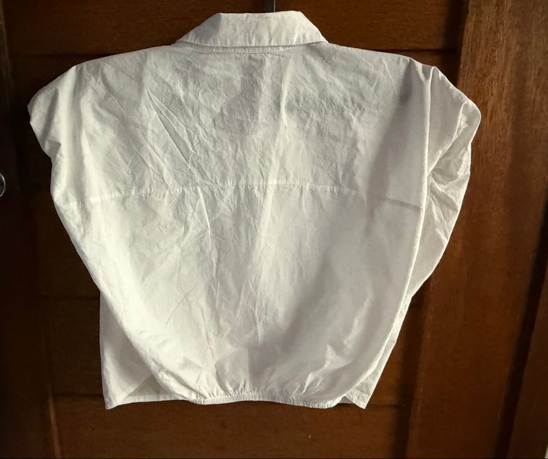 Atasan crop top putih, foto 2