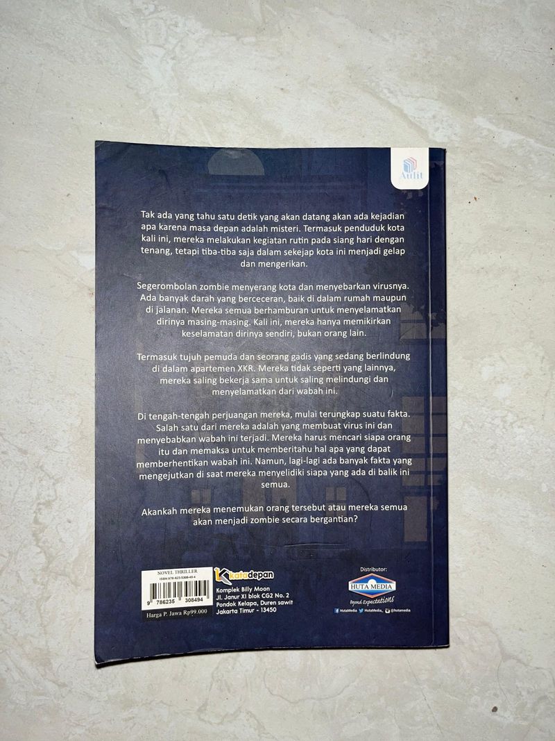 Novel 'whos the impostor?', foto 2