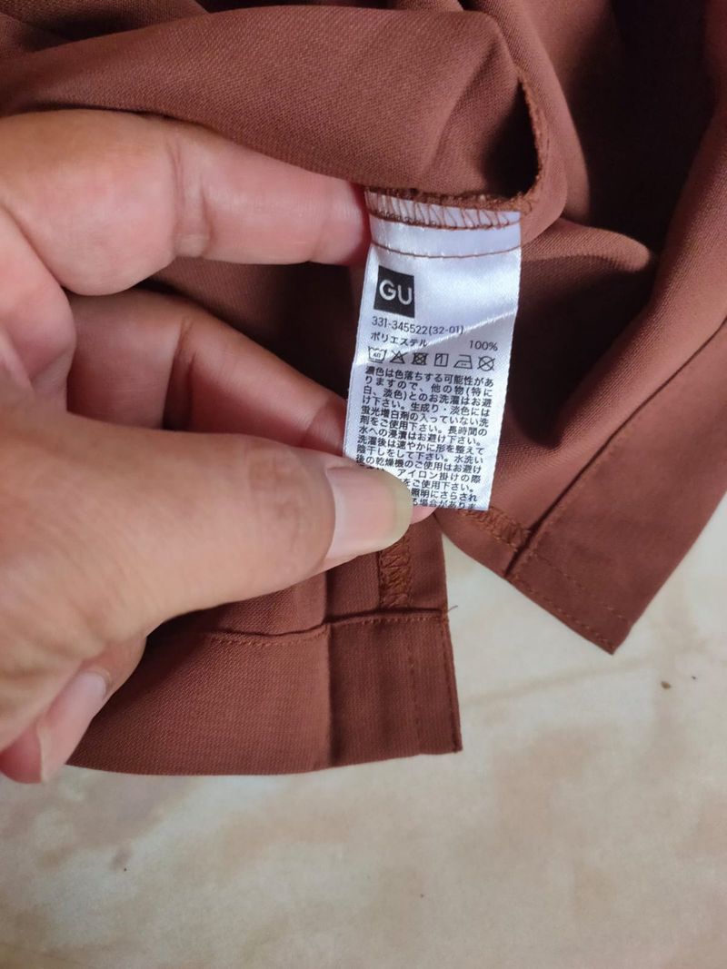 Kemeja GU Dry Open Colar (Oversized), foto 5