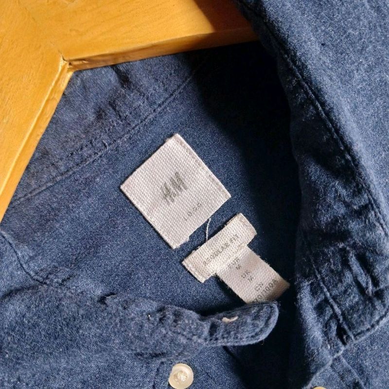 Kemeja H&M Basic Navy | Thriftshop, foto 2