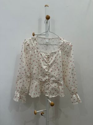 Blouse putih