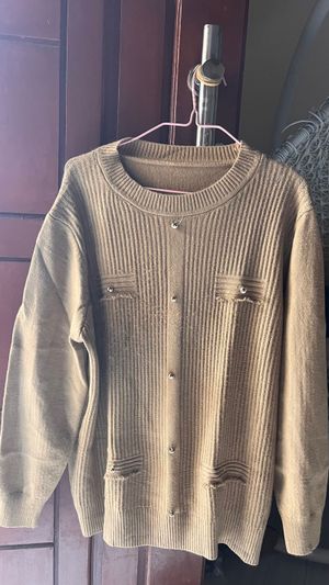 Sweater Rajut
