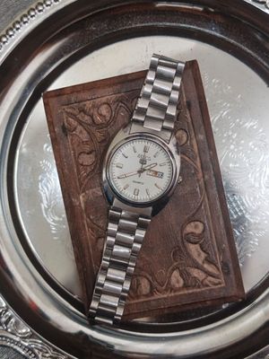 Jam tangan vintage seiko