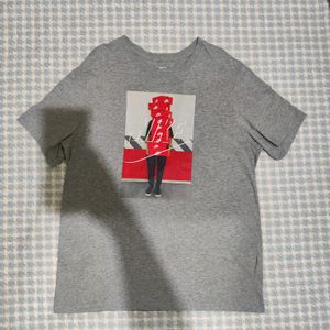 Kaos nike tee gambar box sepatu size XXL fit L cakep