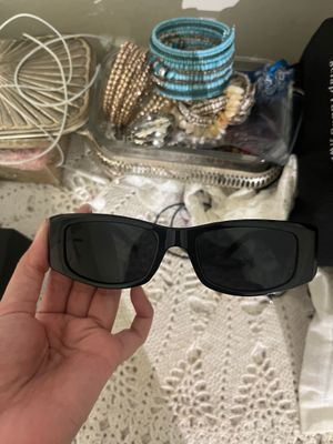 Y2K glasses