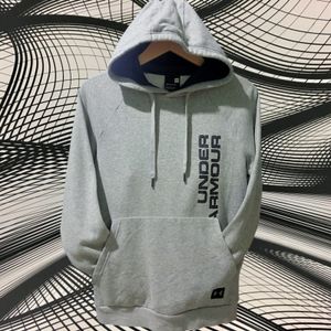 UNDER ARMOUR HOODIE JUMPER