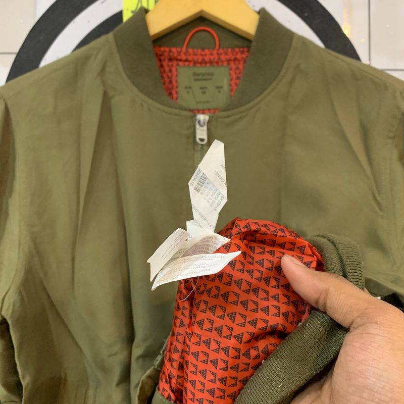 Bomber Bershka, foto 4
