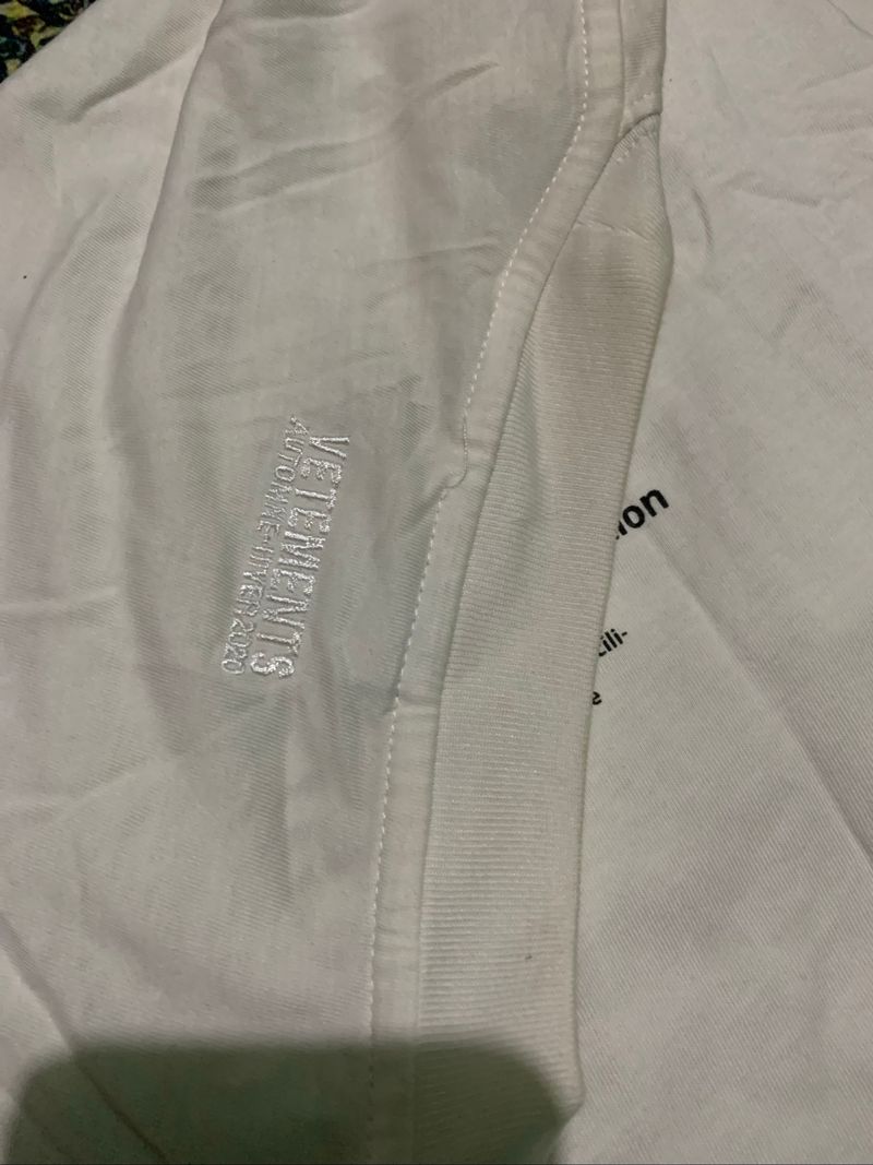 Tshirt Vetements Hidden Side Seized, foto 4