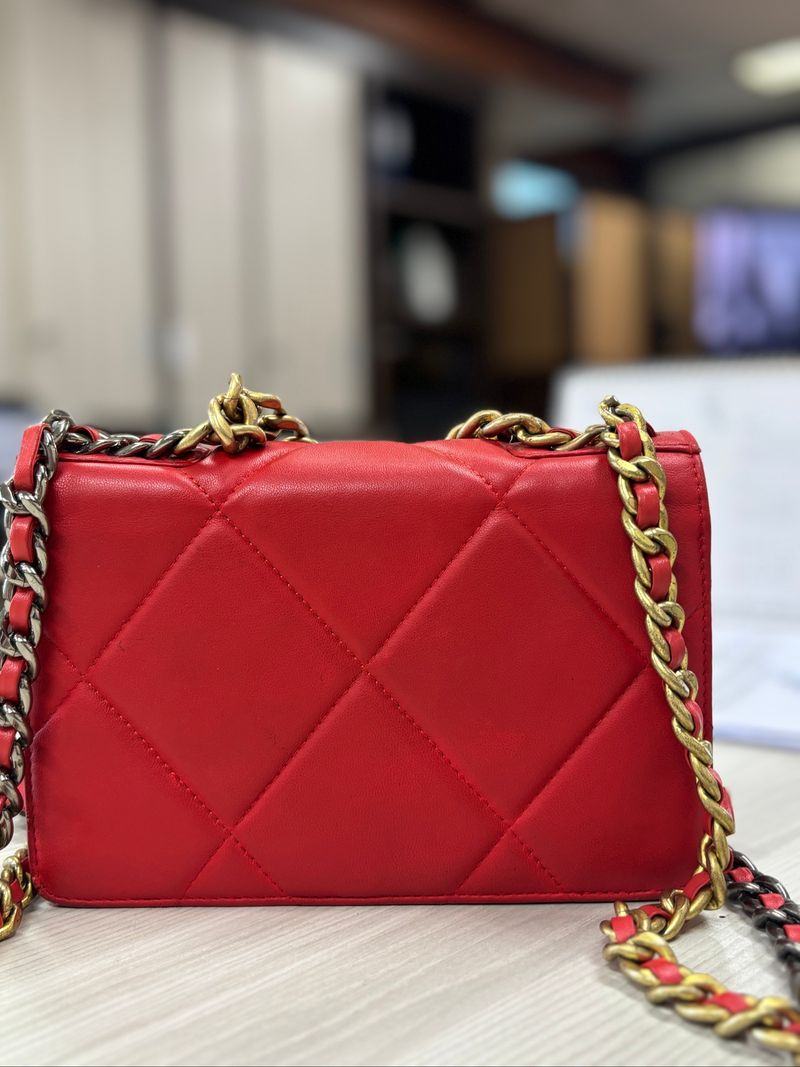 Chanel 19 Wallet on Chain, foto 2