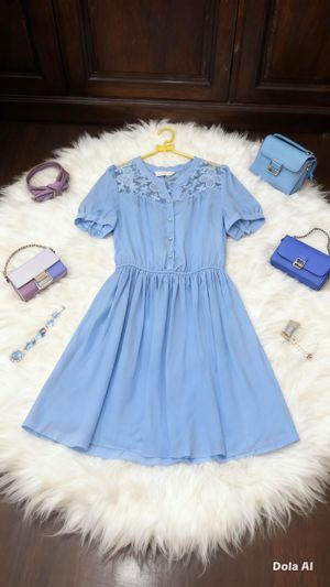 Dress wanita warna biru langit elegan