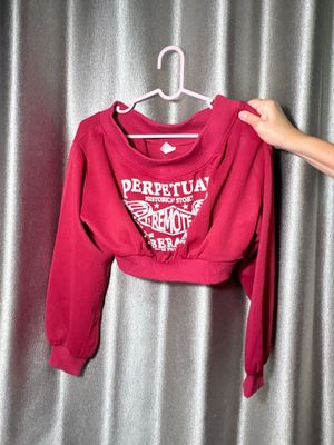 CROP RED SWEATER