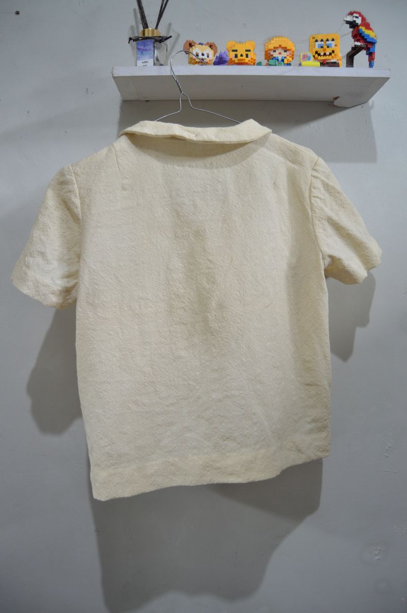 Kemeja Blouse Butter Yellow Lengan Pendek, foto 2
