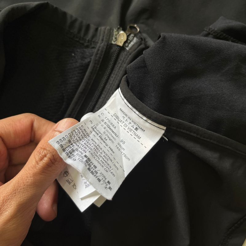 Nike Gorpcore Sportswear Windbreaker Pria black, foto 8