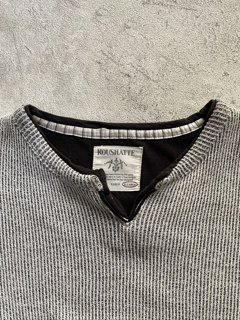 Y2K Henley Knitted Sweater by Roushatte, foto 3