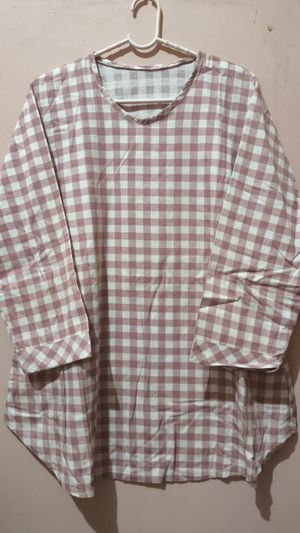 Blouse kotak-kotak pink