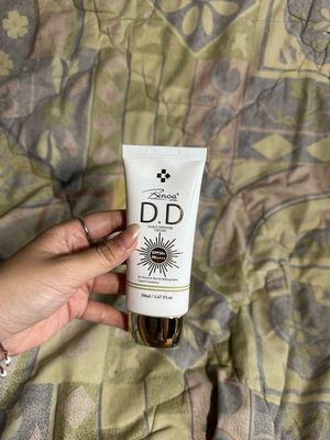 BENOA JEPANG DD Cream With SPF50+・PA++++