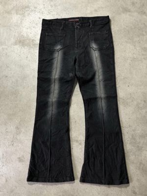 Flared fading jeans