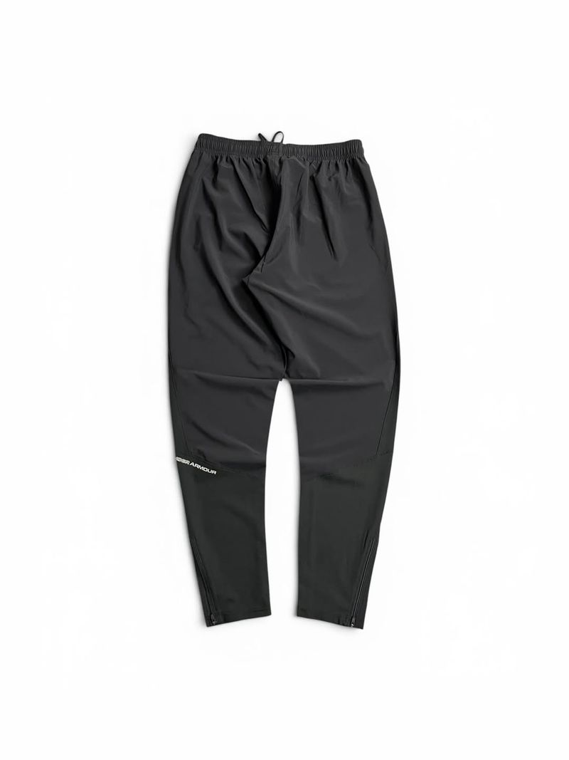 celana training running under armour, foto 4