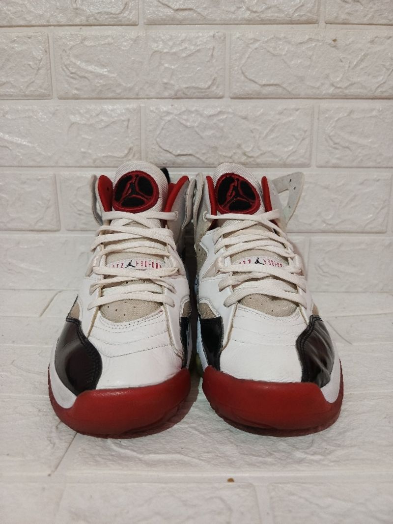 Air Jordan Jumpman Two Trey White, foto 2