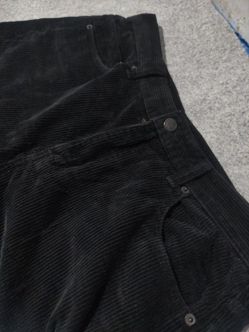 Celana Corduroy Ankle Pants Hitam, foto 3