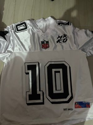 Jersey putih