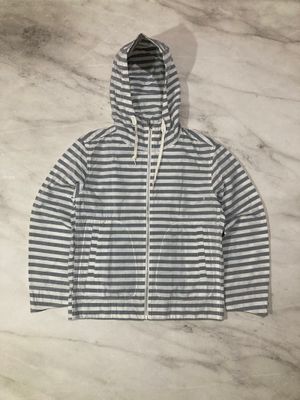WINDBREAKER STRIPED UNIQLO