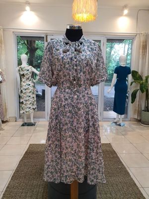 Dress Bunga Pink