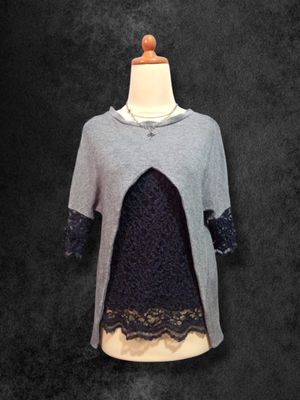 keyhole cutout top