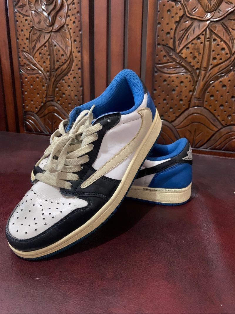 Jordan low kaloborasi travis, foto 2