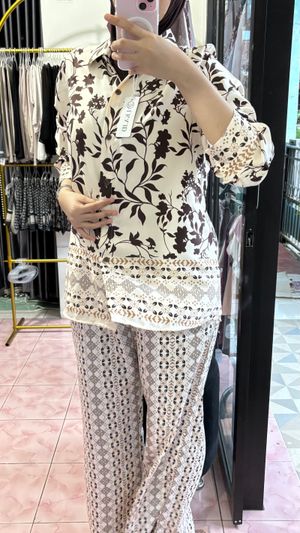 One set silk pattern