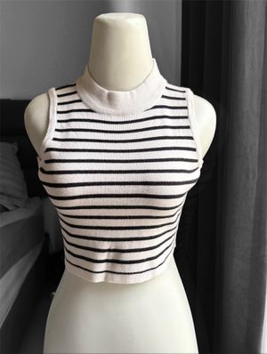 Tank top crop salur tebal