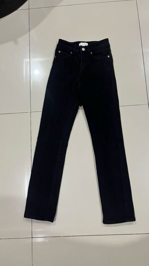 H&M Black Skinny Jeans