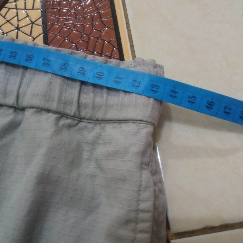 Celana Pendek Uniqlo Trekker size 33, foto 7