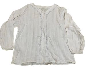 blouse putih