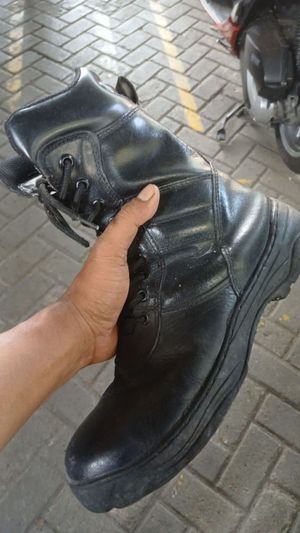Sepatu Sefty