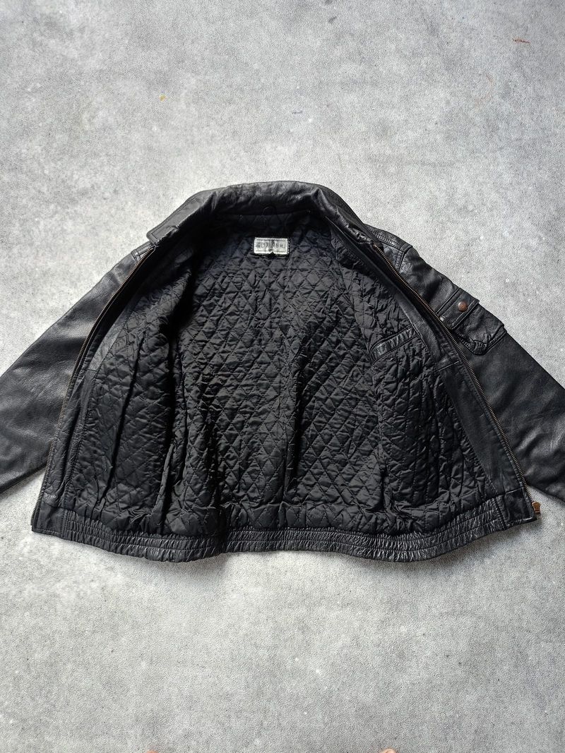Kim Min Jea Bomber Jaket kulit, foto 5