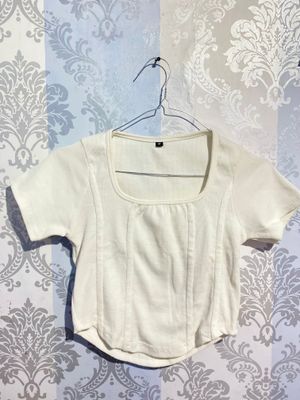 Vintage Crop top Wanita white