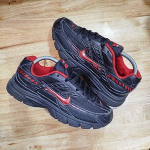 Nike Sportswear Casual Sneakers Pria red black