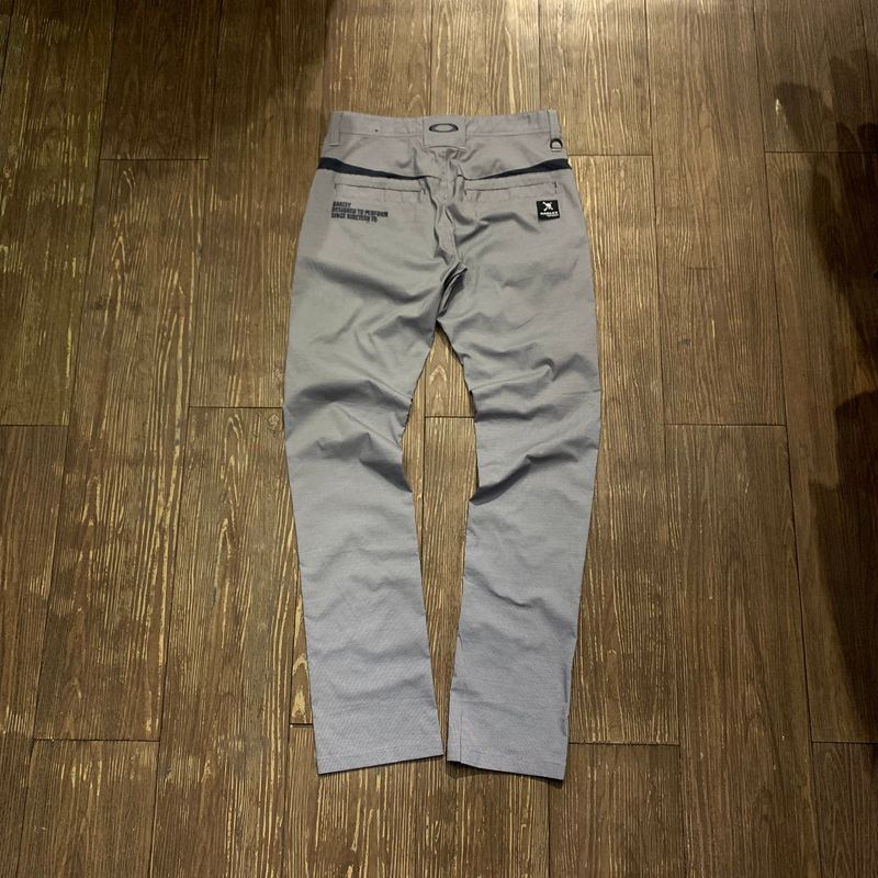 Oakley Grey Performance fit pants, foto 2