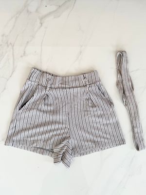 High waist Short pants stripes pull & bear