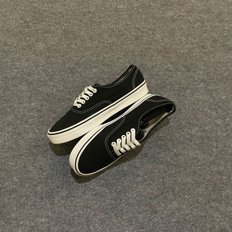 VANS AUTHENTIC BLACK WHITE, foto 4