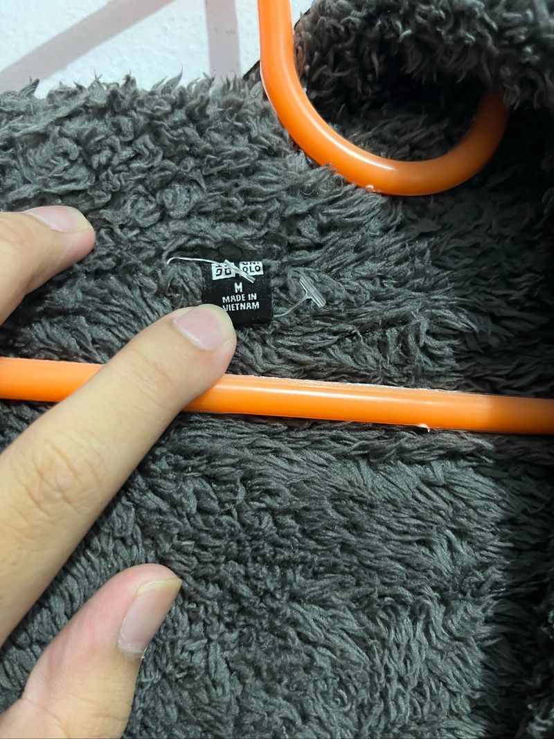 jaket bulu tebal uniqlo, foto 2