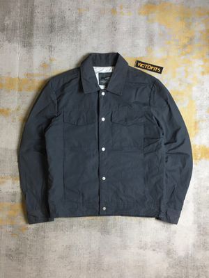 Jaket Casua H Connect